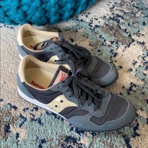 Grayish Blue Saucony